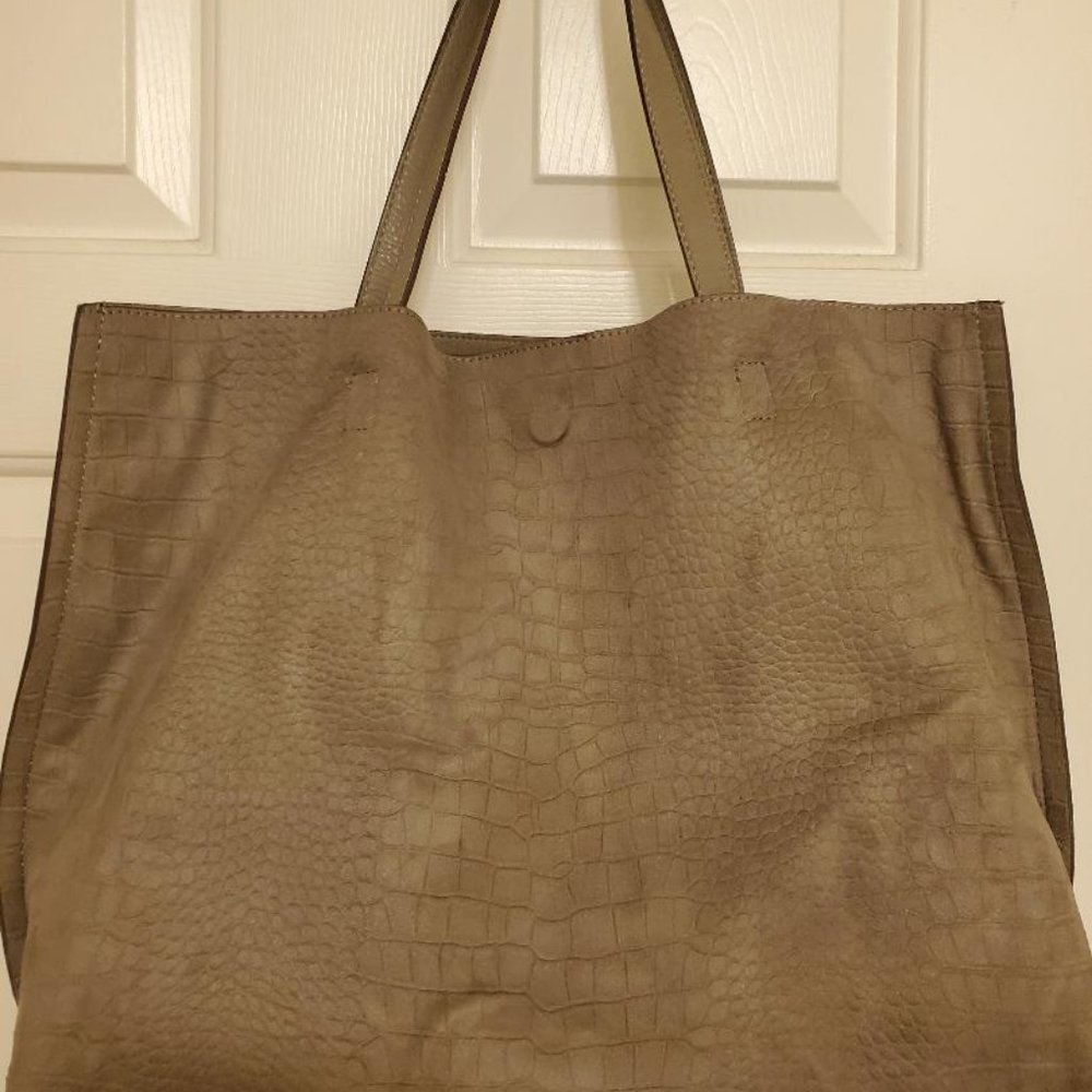 Street Level Tote Purse